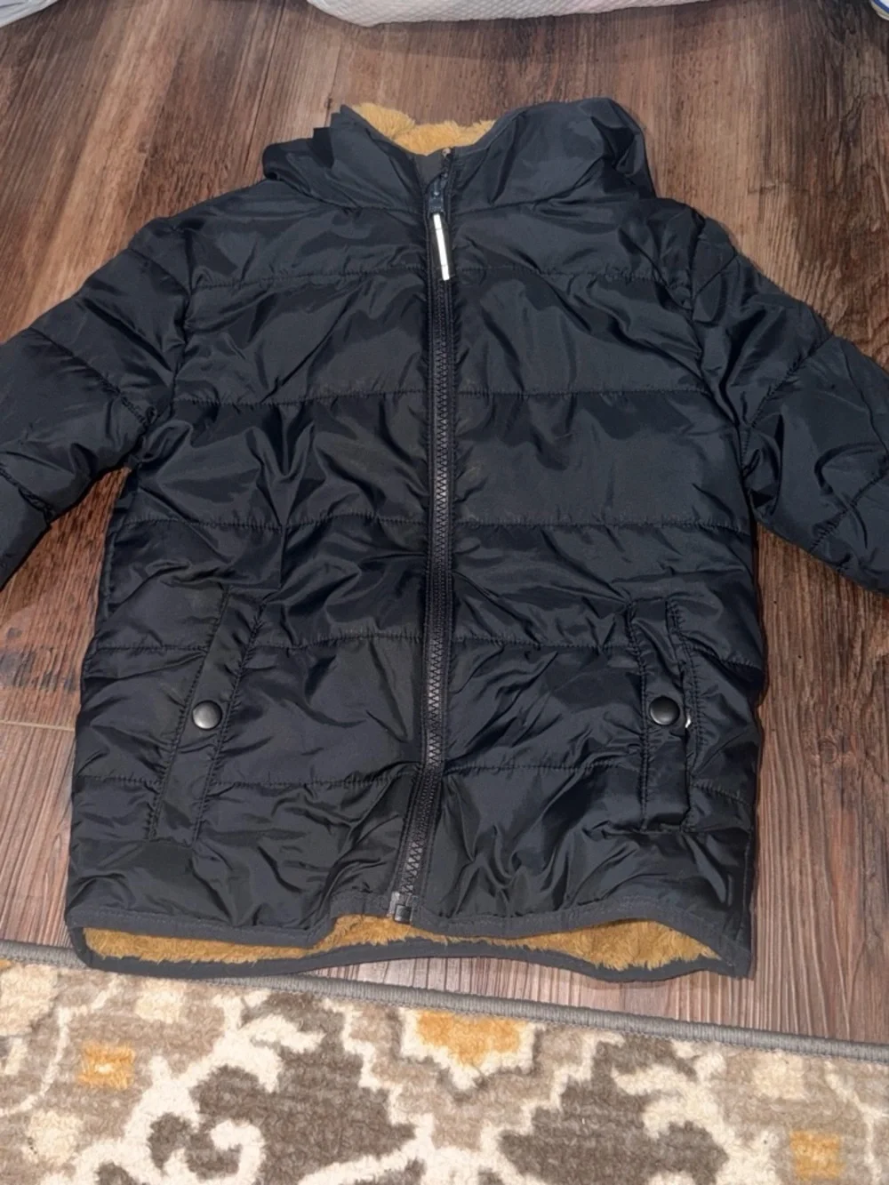 Kids Black Puffer Jacket with Cozy Lining